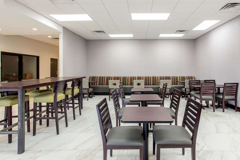 Days Inn And Suites By Wyndham Oxford Étterem fotó